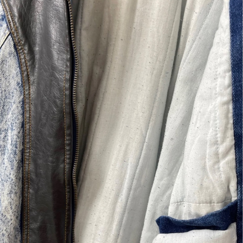 🌟Host Pick🌟EUC Denim/Leather Jacket (heavily lined) - Picture 6 of 8